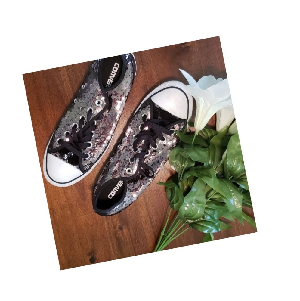 🖤Sparkly Converse All Stars🖤